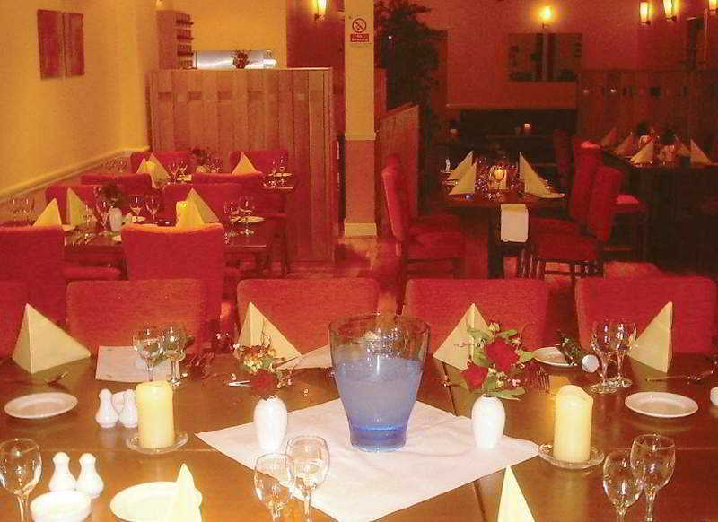Hotel The Corralea Court à Tuam Extérieur photo